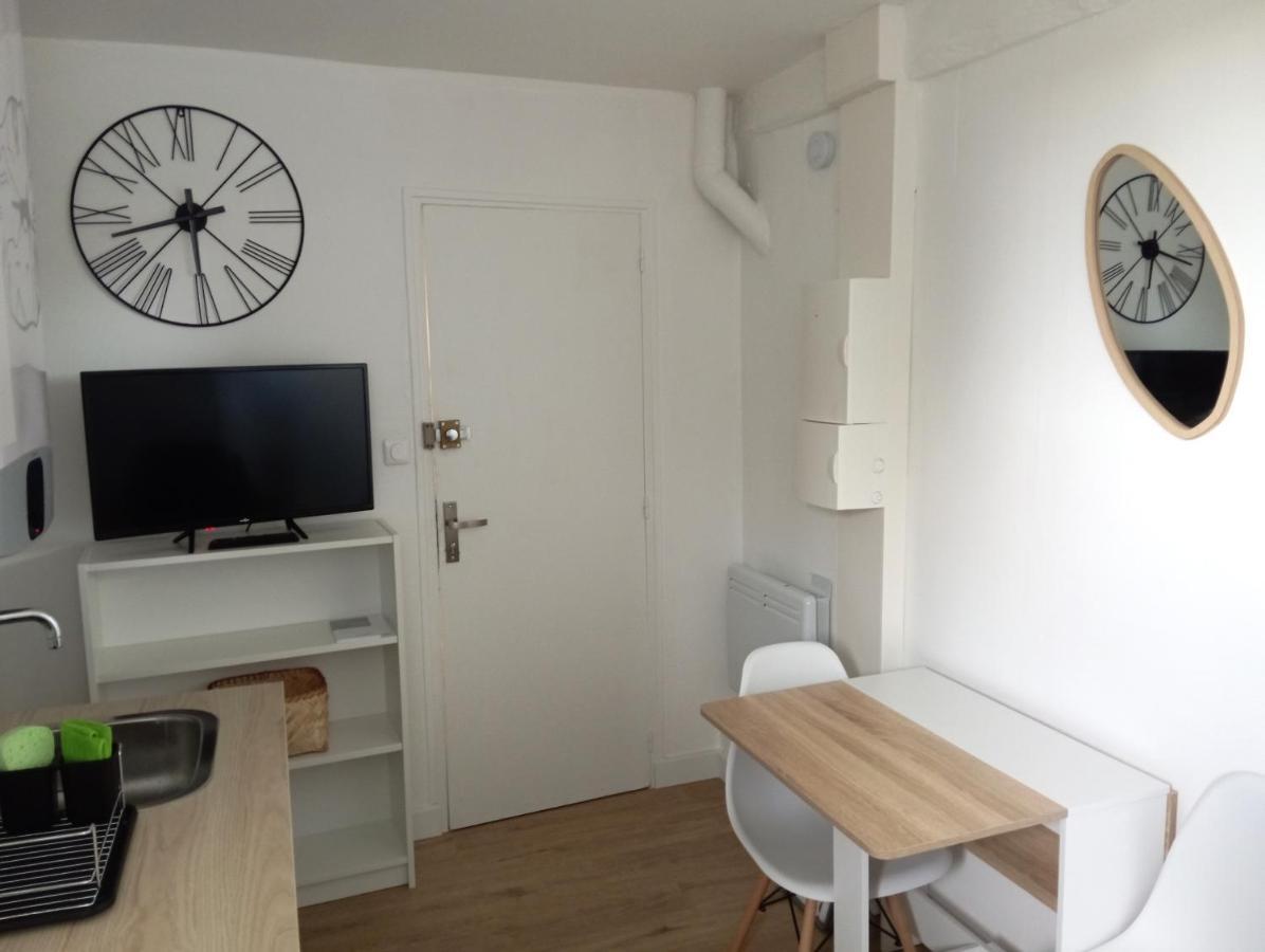 Appartement Cosy Plein Centre Conches-en-Ouche Extérieur photo